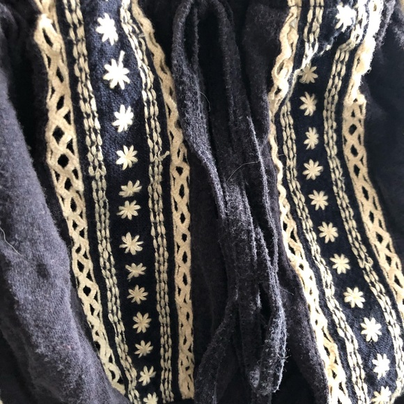 Free people lace detail square neck tank top - Picture 2 of 4